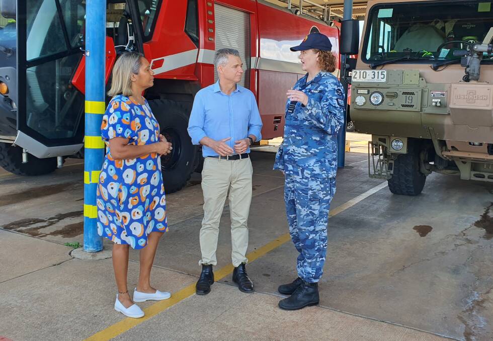 Assistant Minister for Defence, Matt Thistlethwaite, at RAAF Base Tindal, with Minister Selena Uibo and Wing Commander Fiona Pearce. 
